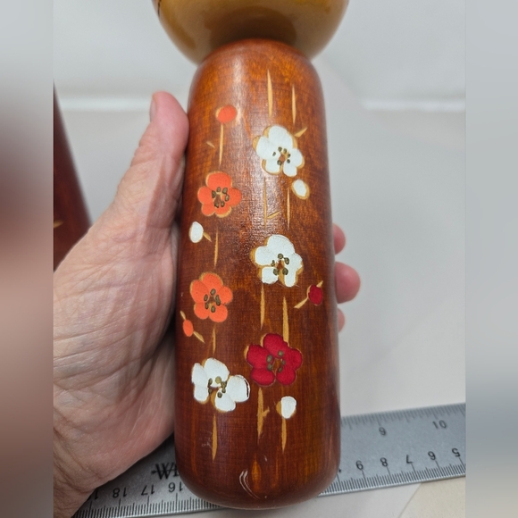 Kokeshi Doll Set Of 2 Masayoshi Yamagishi Vintage Handmade-Painted Award Win Art - Picture 11 of 12